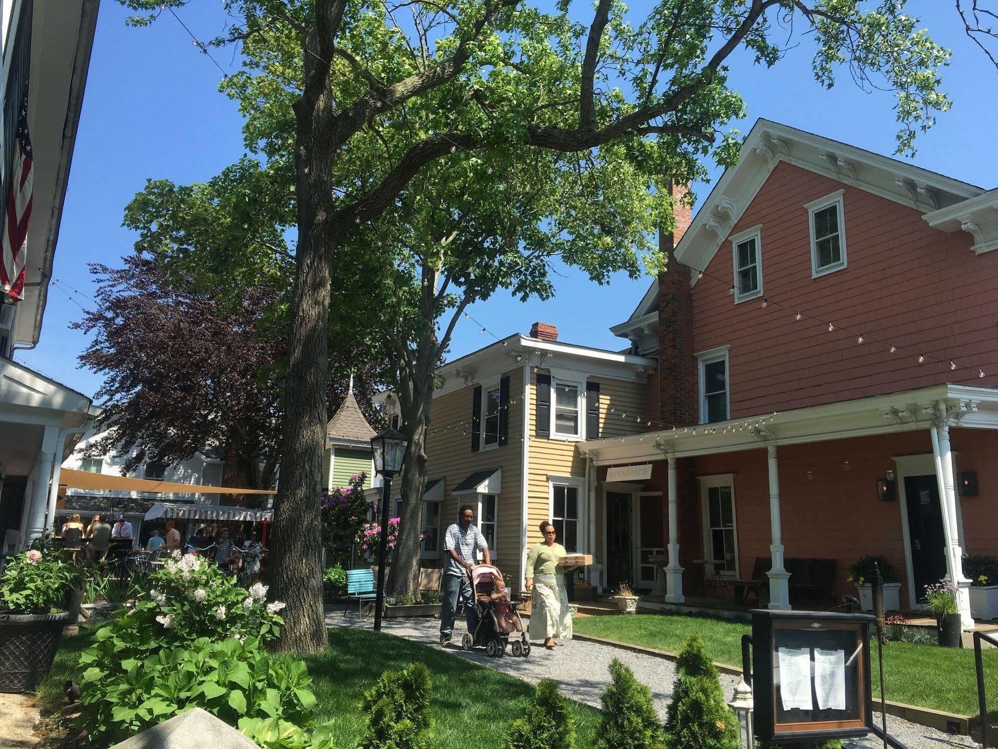 American Beech Hotel Greenport Extérieur photo